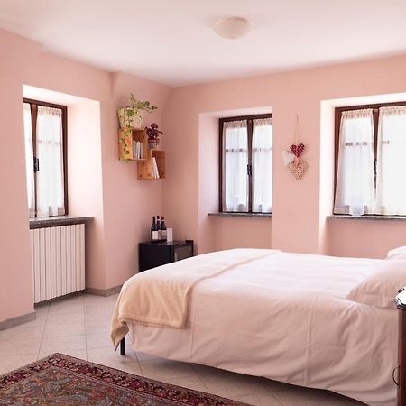 Bed and Breakfast L'Aromatario Neive Esterno foto