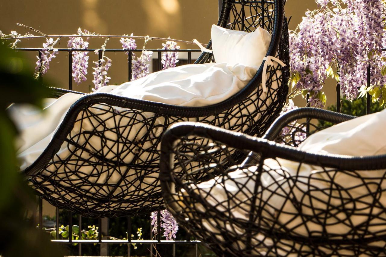 Bed and Breakfast L'Aromatario Neive Esterno foto