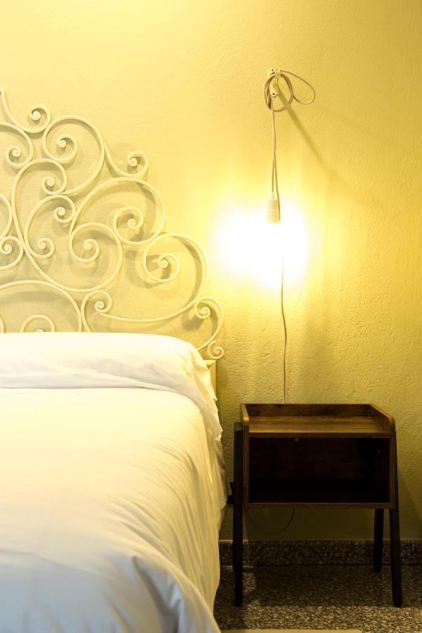 Bed and Breakfast L'Aromatario Neive Esterno foto