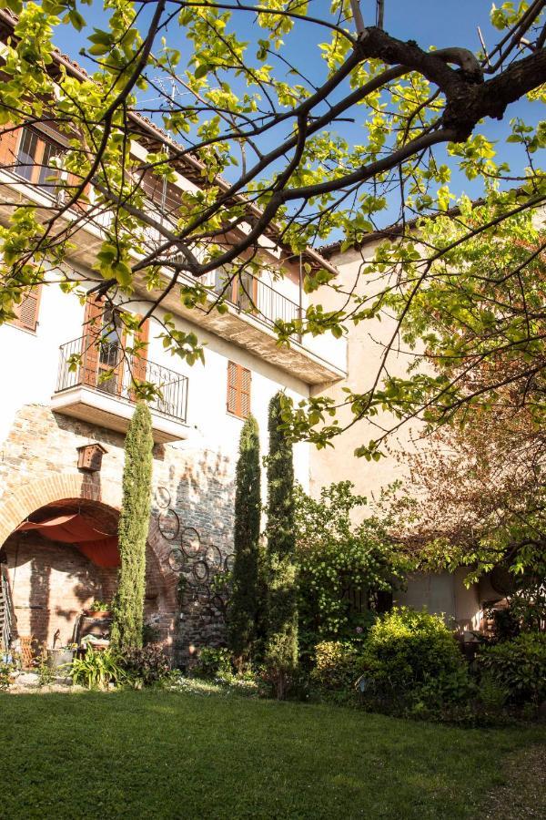 Bed and Breakfast L'Aromatario Neive Esterno foto