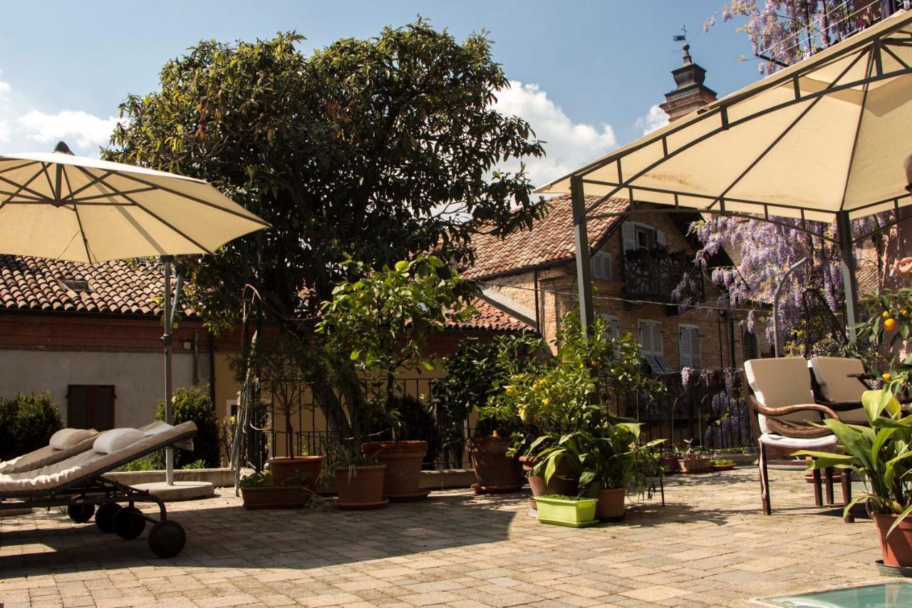 Bed and Breakfast L'Aromatario Neive Esterno foto