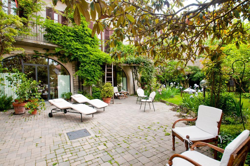 Bed and Breakfast L'Aromatario Neive Esterno foto