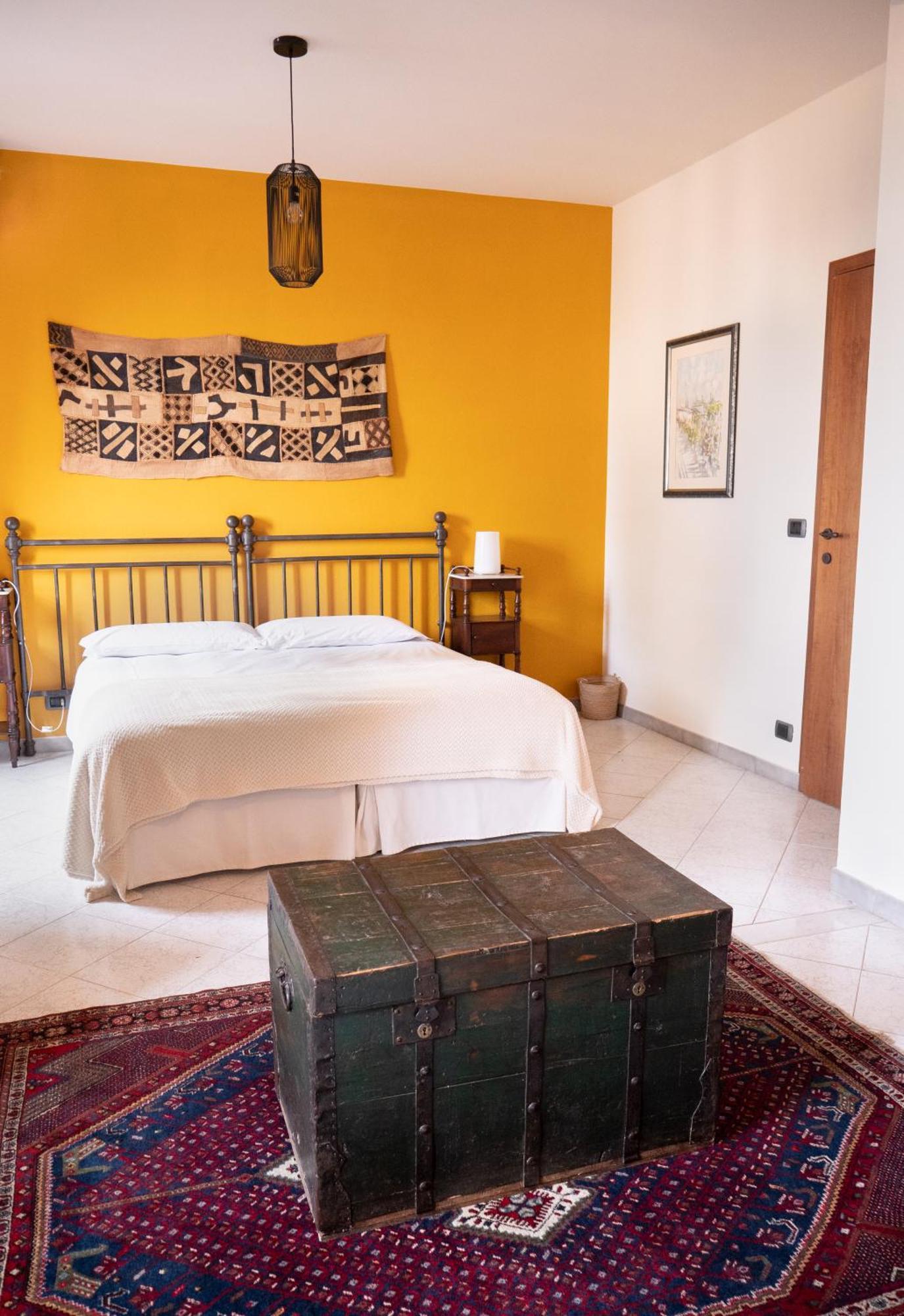 Bed and Breakfast L'Aromatario Neive Esterno foto
