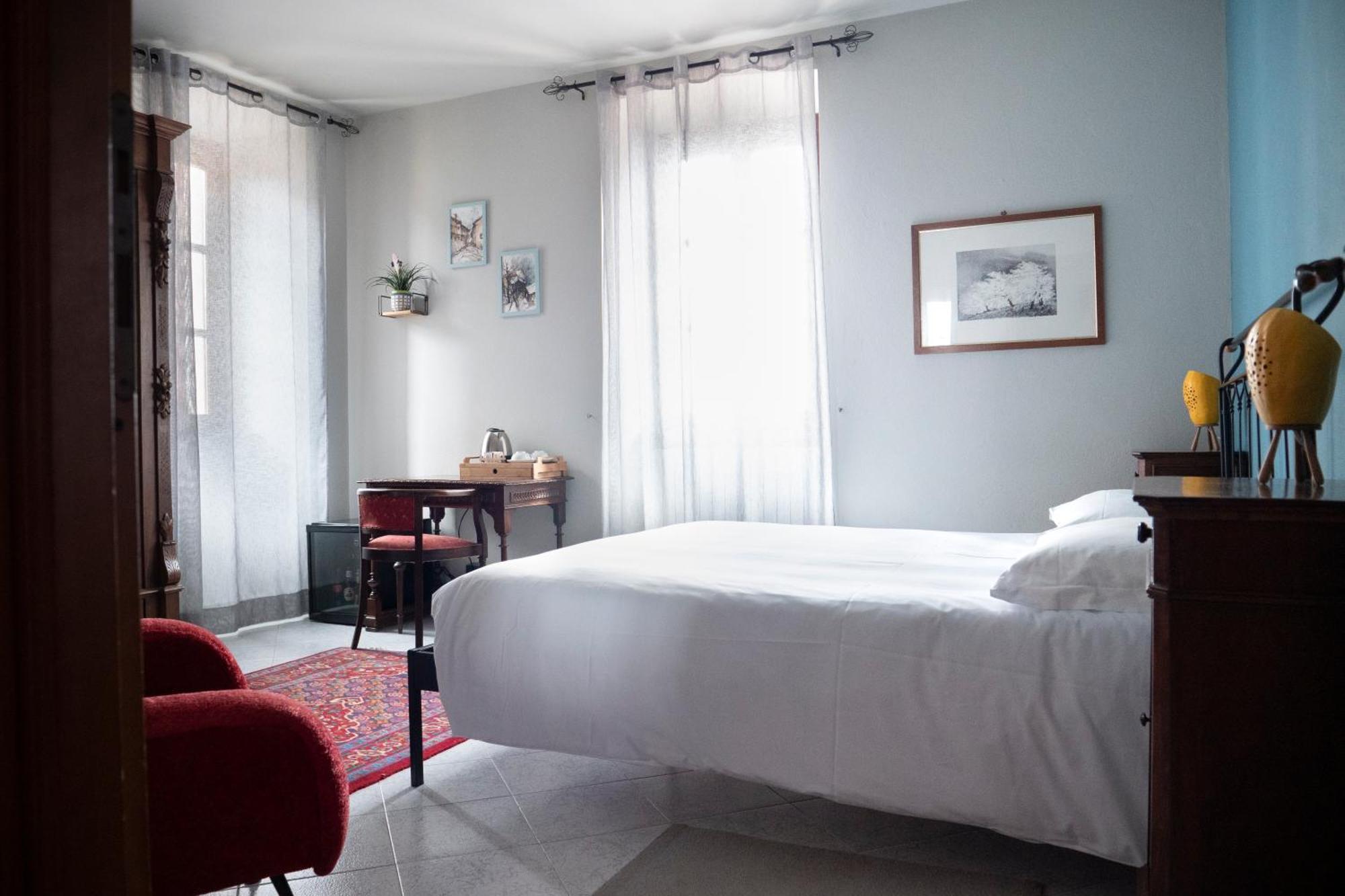 Bed and Breakfast L'Aromatario Neive Esterno foto