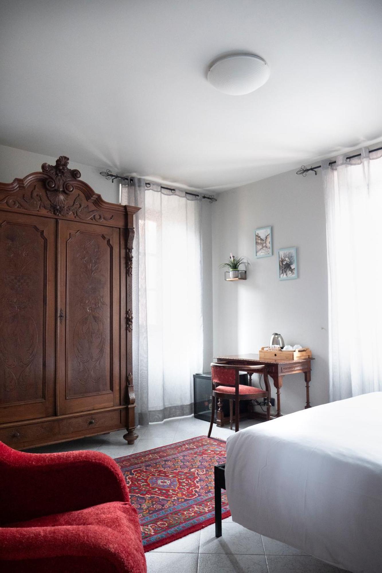 Bed and Breakfast L'Aromatario Neive Esterno foto