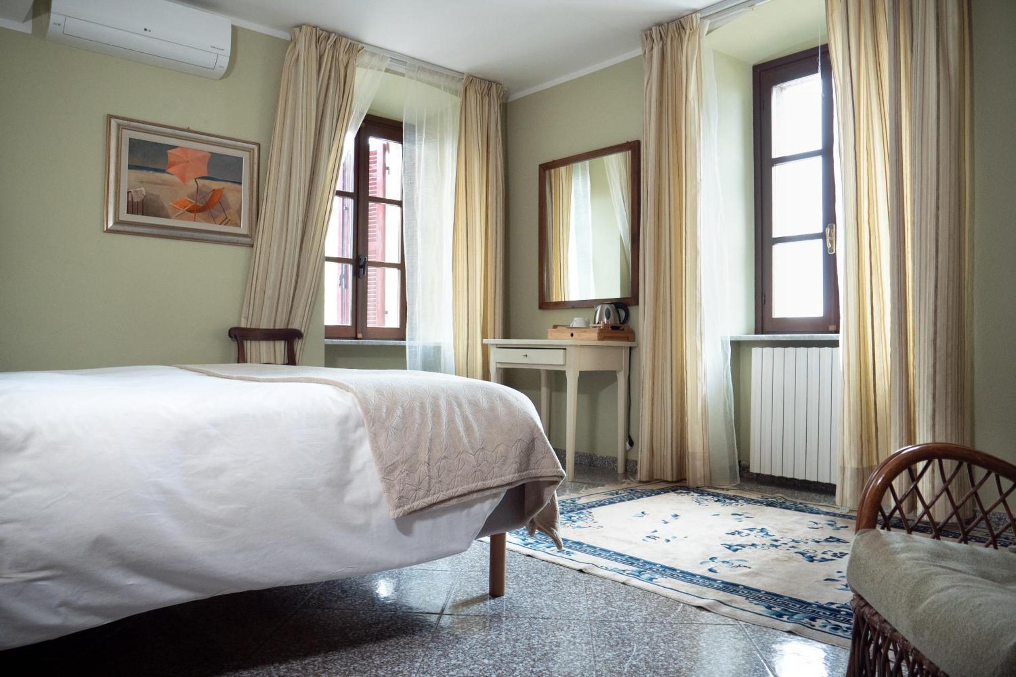 Bed and Breakfast L'Aromatario Neive Esterno foto