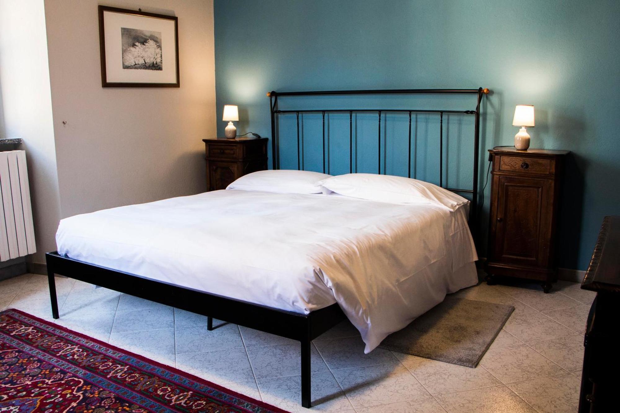 Bed and Breakfast L'Aromatario Neive Esterno foto
