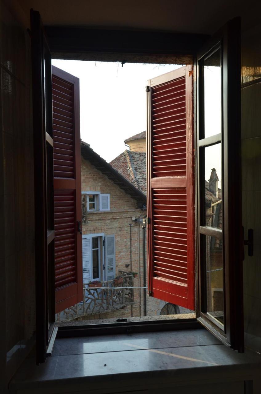 Bed and Breakfast L'Aromatario Neive Esterno foto