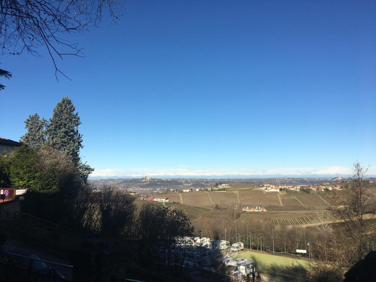 Bed and Breakfast L'Aromatario Neive Esterno foto