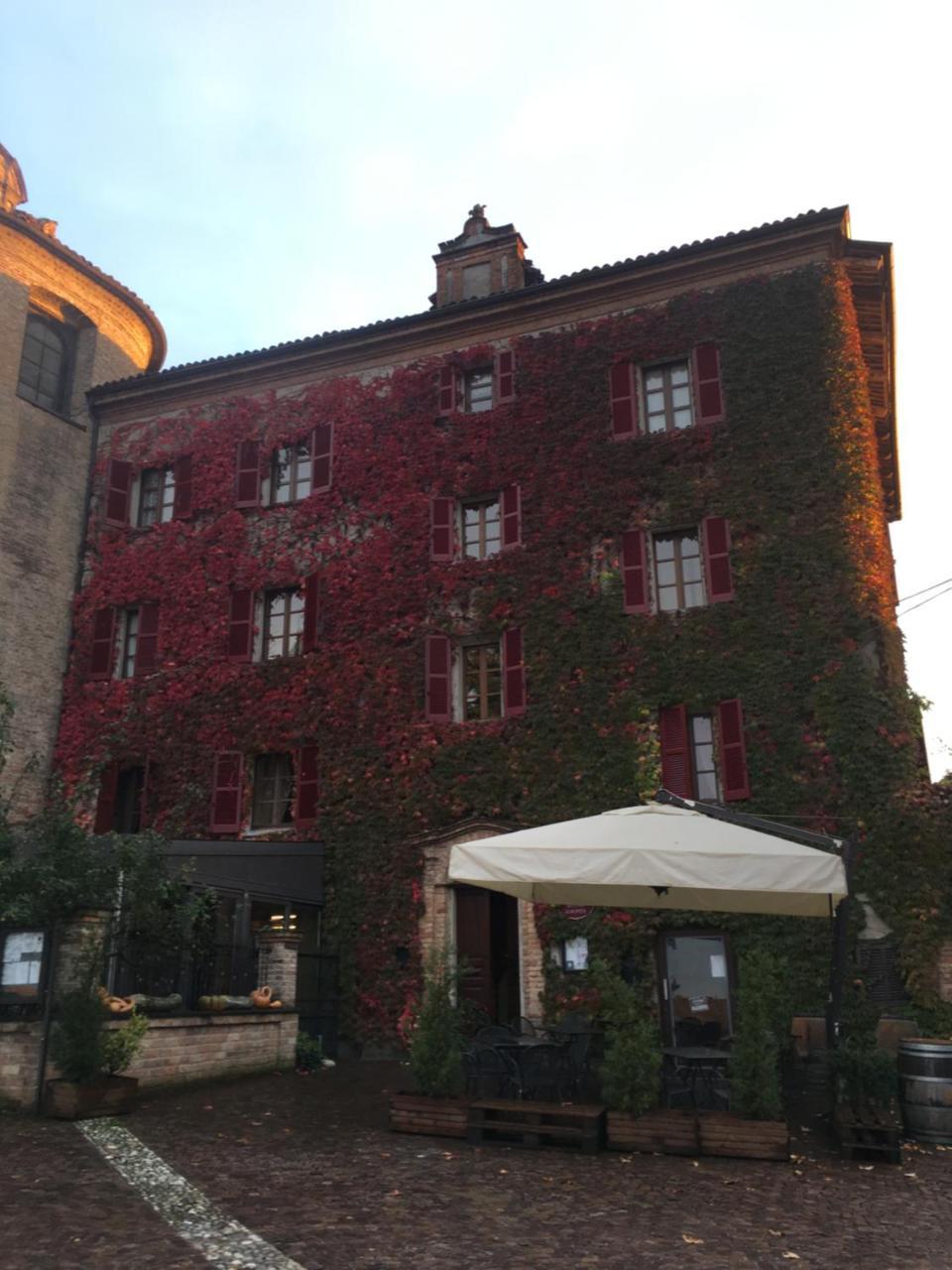 Bed and Breakfast L'Aromatario Neive Esterno foto